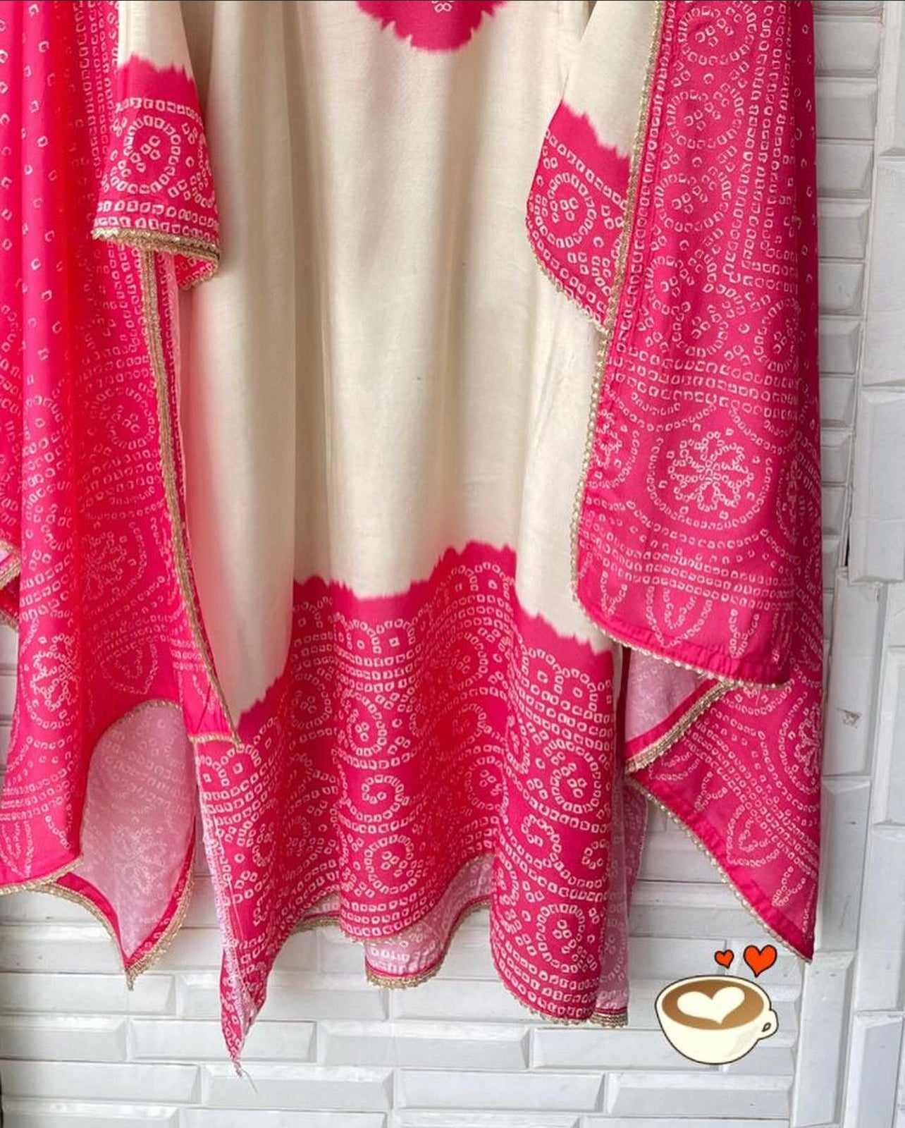 pink & White Bandhni